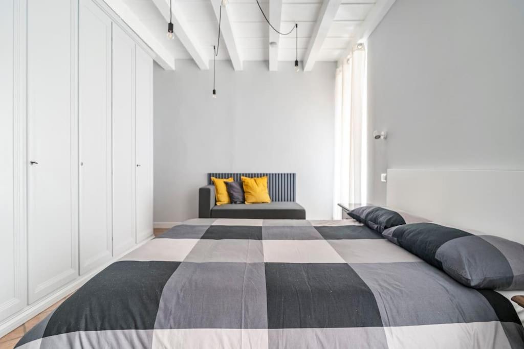 L'Atelier Del Centro: Tra Design, Storia E Fascino Appartement Brescia Buitenkant foto