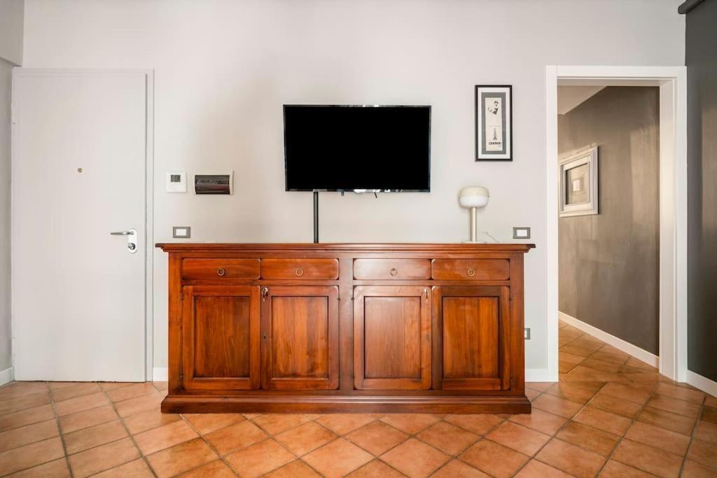L'Atelier Del Centro: Tra Design, Storia E Fascino Appartement Brescia Buitenkant foto