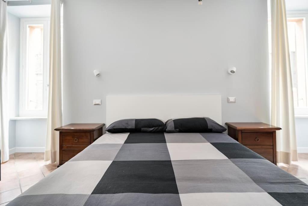L'Atelier Del Centro: Tra Design, Storia E Fascino Appartement Brescia Buitenkant foto