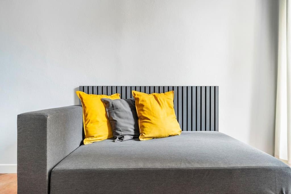 L'Atelier Del Centro: Tra Design, Storia E Fascino Appartement Brescia Buitenkant foto